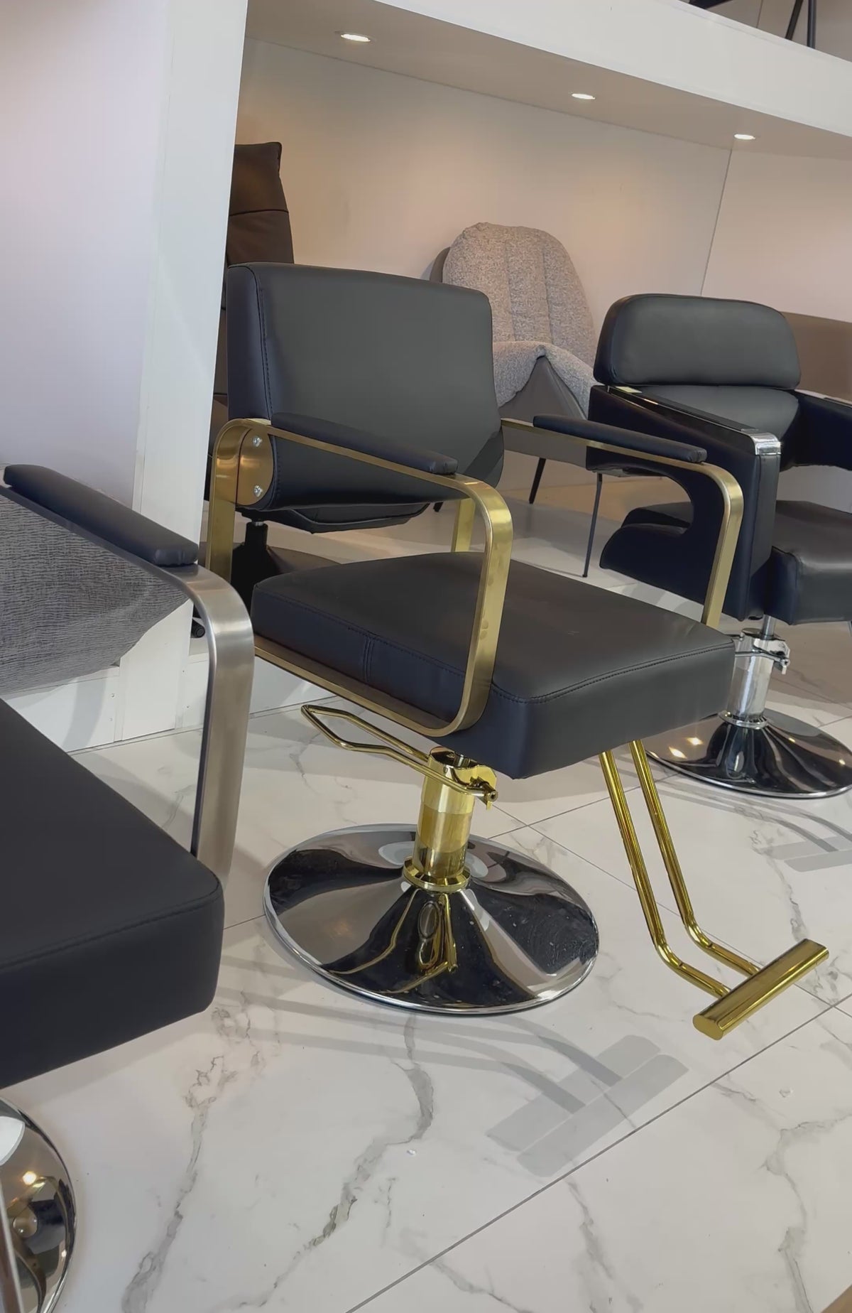 Luxe Gold & Matte Black Professional Salon Chair